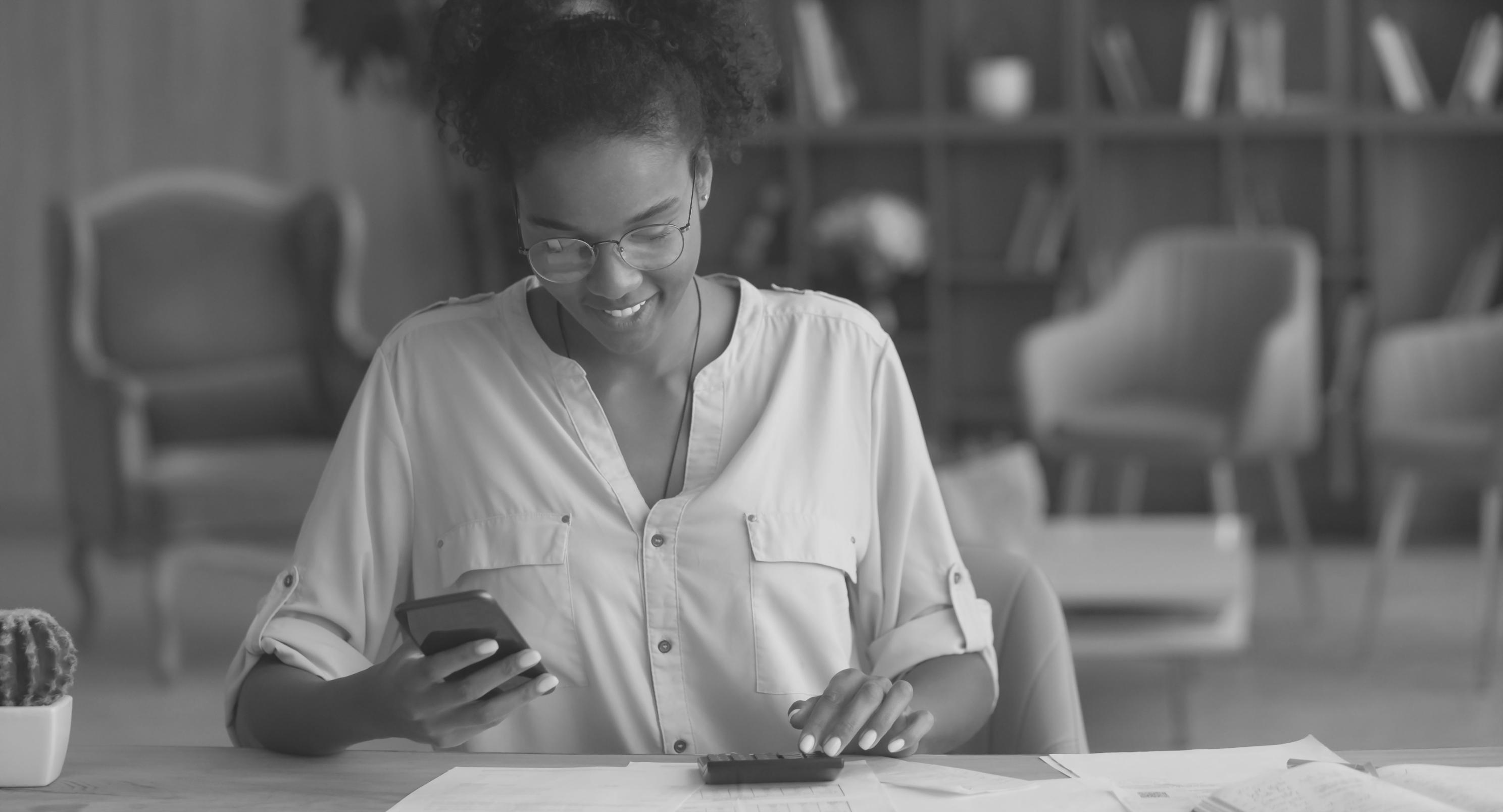 Tableau de bord financier affichant l'évolution d'une épargne sur plusieurs mois